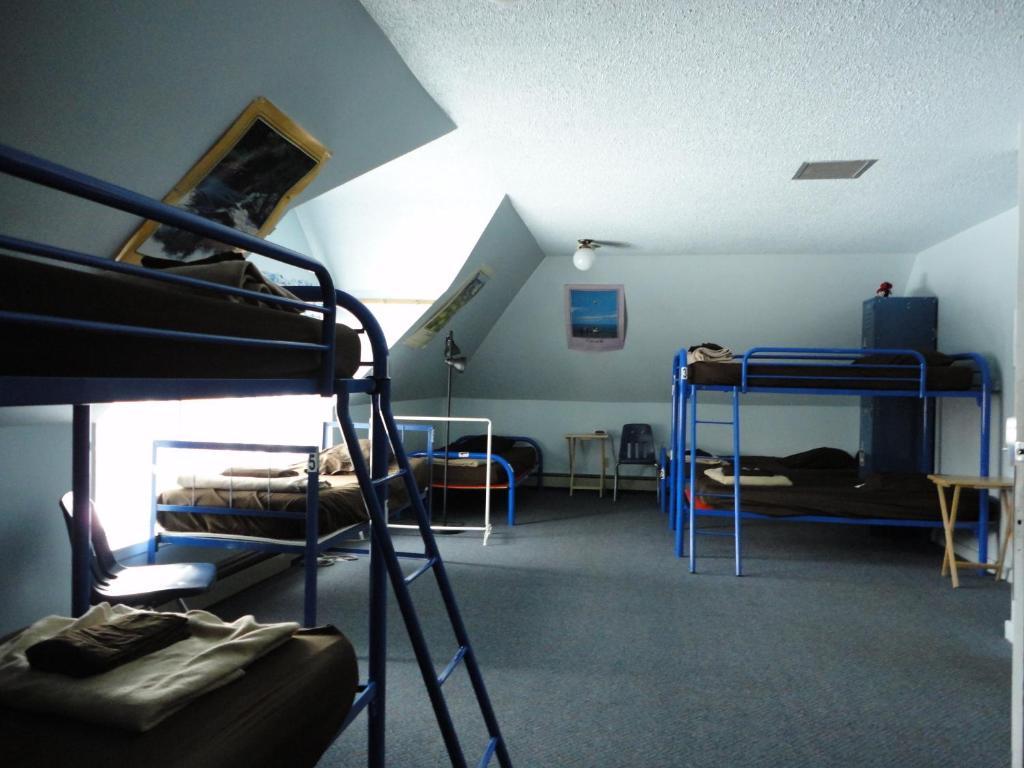 Hostelling International Regina Pokoj fotografie
